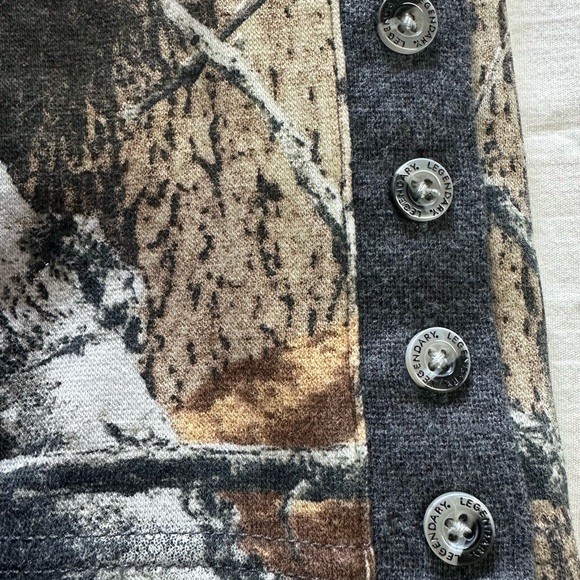 Legendary Whitetails Long Sleeve Top, XL - Picture 3 of 8